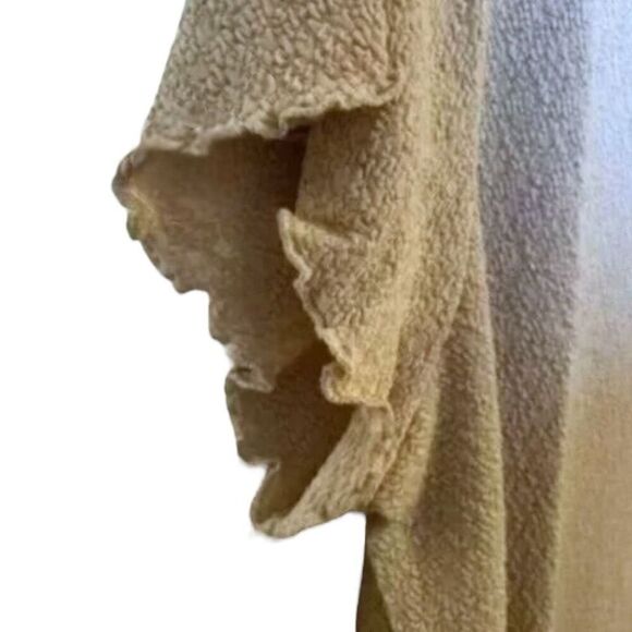 Torrid Beige Textured Crepe Jersey Crew Neck Tee Size 2 2XL NWT - Picture 10 of 10